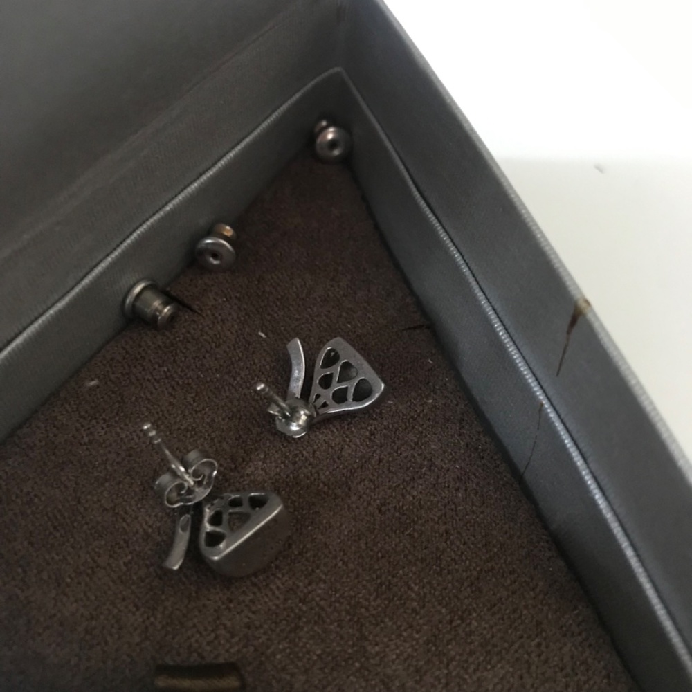 RARE 925 Hershey Kiss studs from the Hershey store in nyc - Picture 4 of 9